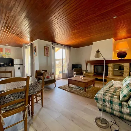 Maison Atypique, Vue Sur Etang - 4 Pers. Vakantiehuis